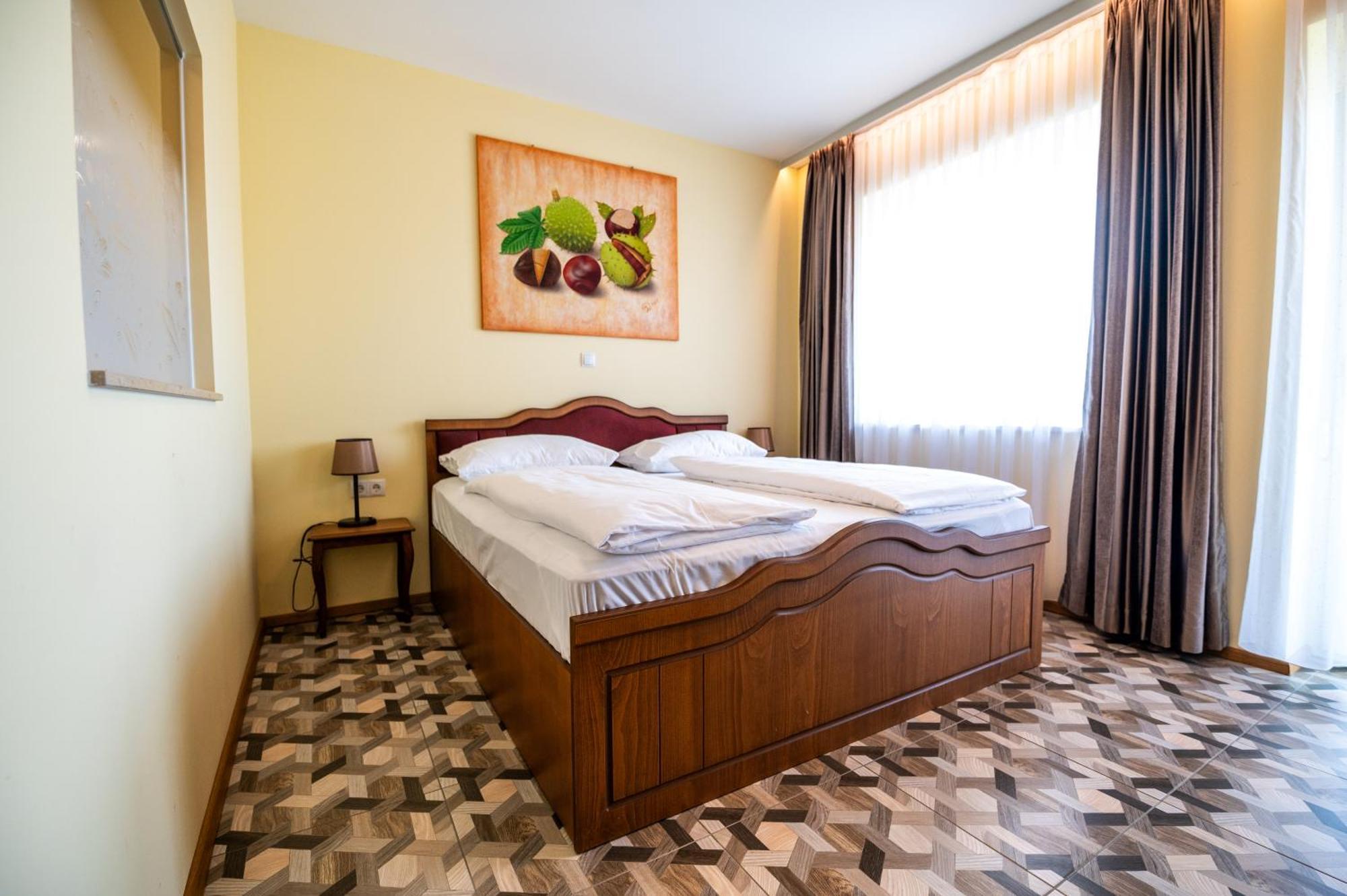 Vulkan Residenz Hotel I Self Check-In Schwarzautal Esterno foto