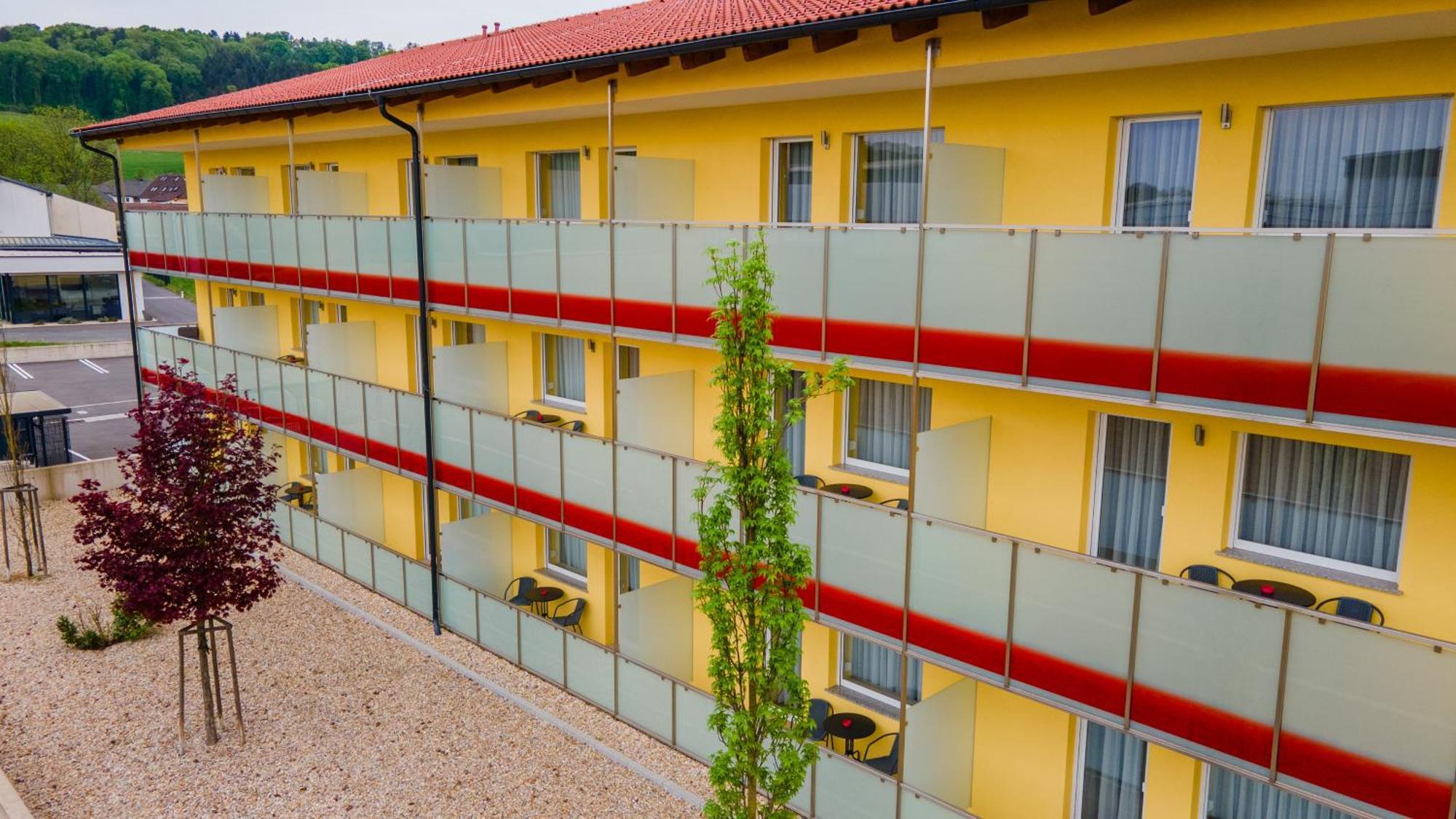 Vulkan Residenz Hotel I Self Check-In Schwarzautal Esterno foto